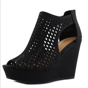 Chinese Laundry Open Toe Wedge Sandal